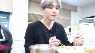 قسمت دهم VLOG بکهیون + زیرنویس فارسی چسبیده