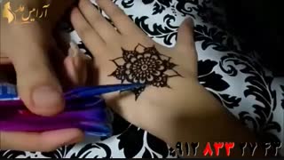 کلیپ آموزش تاتو روی دست با حنا طرح خورشید