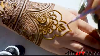 کلیپ آموزش تاتو روی دست با حنا + دو مدل تاتو دست