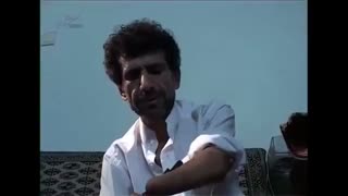 مردی با دستهای قلم شده
