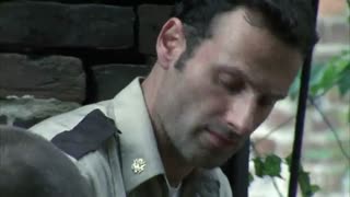 The Walking Dead(مردگان متحرک )فصل1قسمت 4(با دوبله پارسی)