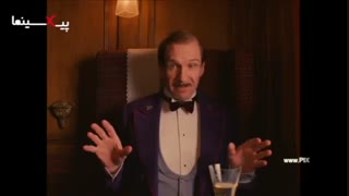 فیلم هتل بزرگ بوداپست ، اولین درگیری آقای گوستاو در قطار برای دفاع از زیرو