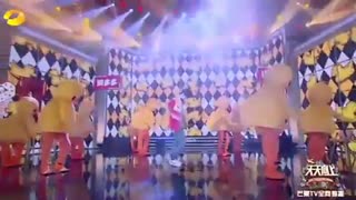 بیوگرافی wang yi bo عضو گروه کره ایی uniq