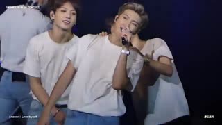 کنسرت BTS در Los Angeles فوکوس روی آر ام RM اجرای آهنگ Love Myself / بی تی اس