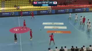 دیدار  تیم های ملی هندبال دانمارک و ژاپن  در قهرمانی نوجوانان جهان2019