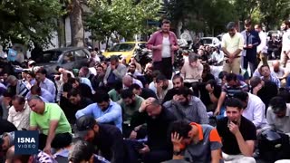 مراسم روز عرفه در حسینیه صنف لباس فروش‌ها