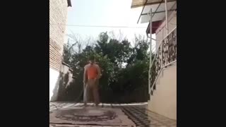 فرشاتونو اینطوری بشورینXD