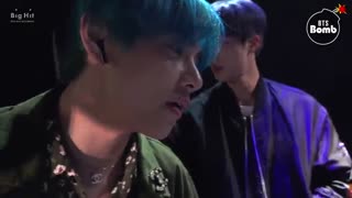 BTS.BANGTAN BOMB.Special LIVE جونگکوک با تهیونگ  Scenery رو میخونه