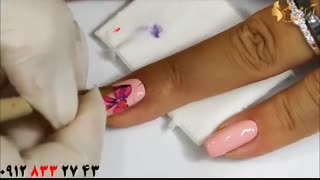 فیلم طراحی پاپیون روی ناخن + آموزش لاک زدن حرفه ای
