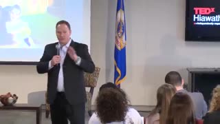 Servant leadership | Joe Schmitt | TEDxHiawathaWomen