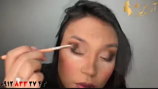 فیلم خودآرایی و آرایش برنزه صورت + سایه چشم دودی
