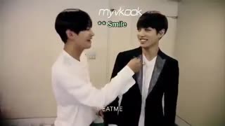 وقتی جونگ کوک به کیوته بازی های تهیونگ همیشه می خنده...vkook)