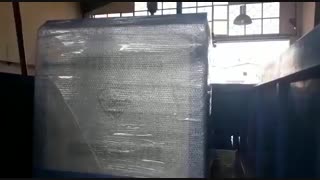 بارگیری دستگاه کارواش بخار جهت صادرات به کشور عمان شهر مسقط