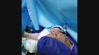 فیلم زایمان طبیعی توسط دکتر مهزاد هلاوی