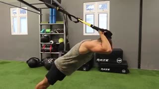 25 حرکت جذاب TRX