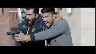 دانلود فیلم ژن خوک با صدای محسن چاوشی