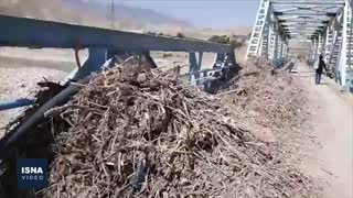 مشکل تردد مردم حوالی پلدختر، ۵ ماه بعد از سیل