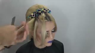 آموزش مدل مو دخترانه برای موهای کوتاه- مومیس مشاور و مرجع تخصصی مو