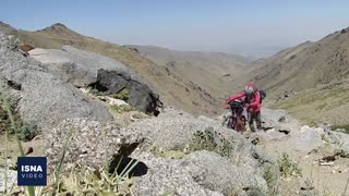صعود به قله یخچال با دوچرخه