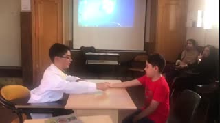 مکالمه بین دکتر و بیمار