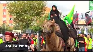 عزاداری مردم ترکیه در ظهر عاشورا- لبیک یا حسین