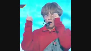 بچه ها ( آرمیای عزیز D: ) دنبالش کنید لطفا