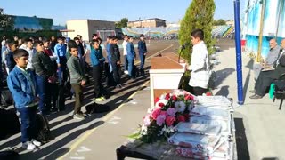 تلاوت قرآن دانش آموز علی غفار زاده / بازگشایی مدارس 98 . دبیرستان شهید برادران گوگان