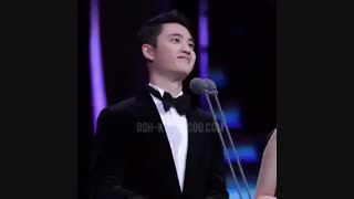 کیونگسو برد دوستشو اعلام میکنه...... اوناهایی ک منو میشناسن لایک کنن:/