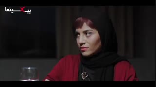 فیلم اتاق تاریک سکانس پایانی و اشتباه هاله(ساره بیات) در مورد دختر همسایه پاکسازی پوست