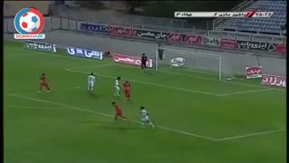 خلاصه و گل های بازی پرگل و زیبای ماشین سازی و فولاد (لیگ برتر ایران)