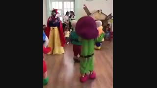 سفید برفی و هفت کوتوله در جشن مهد کودک