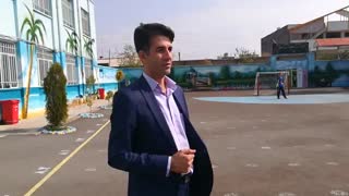 افتتاحیه مسابقات مینی فوتبال دبیرستان شهید برادران گوگان . هفته تربیت بدنی / 98 . مصاحبه با مدیریت محترم دبیرستان