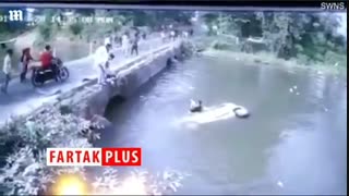 اقدام فداکارانه پدر جوان پس از سقوط خودرو به داخل رودخانه