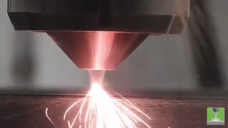پرینتر سه بعدی فلزی DED چگونه کار می‌کند؟