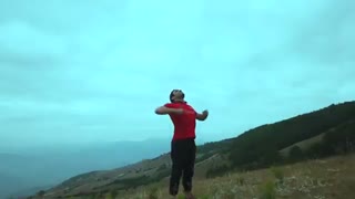 "چطور بعضیا انقد شادن!"
