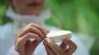 محصولات آرایشی گیاهی شون