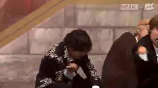 ویدئو رسمی منتشر شده از اجرای Dionysus در مراسم MMA 2019 فوکس روی تهیونگ