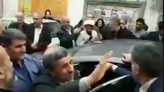 کلیپ کامل از دیدار تنی چند از هموطنان خوزستانی با دکتر احمدی نژاد