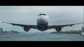 مشهور ترین فرود اضطراری هواپیما در آب رودخانه با مسافران سالم