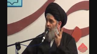 حجت الاسلام مومنی: در سه جا انسان باید خود را به زمین بزند، یک توپ دارم قلقلیه ، میزنم زمین هوا میره