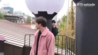 جین هیونگ دوست داشتنیی با مکنه های شیطون