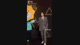 مراسم tencent video all star awards 2019 با حضور Wang Yi Bo