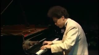 Evgeny Kissin - Chopin - Etudes, Op 10 -5 excerpts