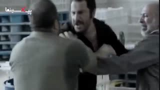 بدون تاریخ بدون امضاء ، سکانس درگیری موسی در مرغداری با فروشنده مرغ فاسد