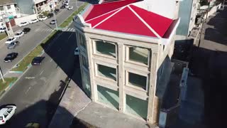 خرید ملک تجاری نوساز با موقعیت مکانی عالی در رشت