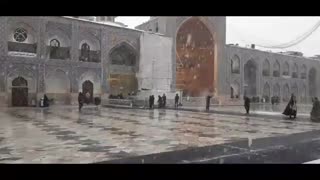 پخش صلوات خاصه هر روزه امام رضا(ع)؛امروز در بهشت برفی طنین انداز شد