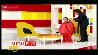 اصلاح موی مجری معروف در برنامه زنده