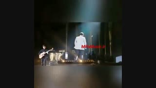 کنسرت بابک جهانبخش اجرای آهنگ من هستم