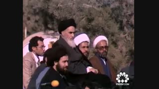 اجرای سرود «برخیزید ای شهیدان راه خدا» در محضر امام خمینی(ره) در بهشت زهرا (س)