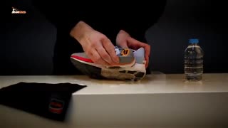 آموزش تمیز کردن کتونی اسپرت نایک همراه با تمیز کننده کفش بلینک